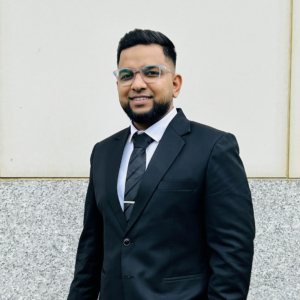 Arbaz Khalifa Headshot